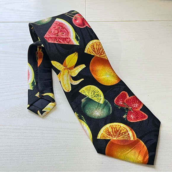 Steven Harris Novelty Fruit Patterned Tie - Picture 1 of 2